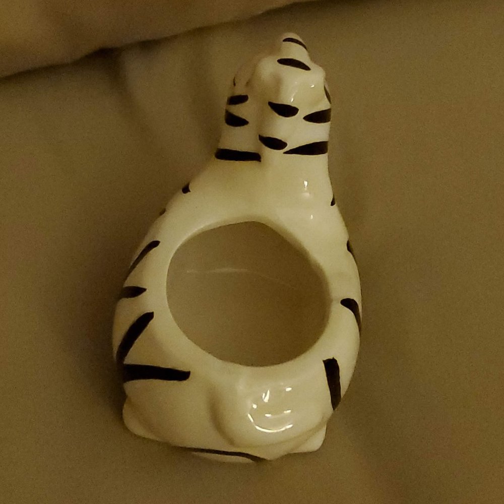 Zebra Plant Pot, Ceramic Animal Planter for Succulents or Air Plants - Picture 7 of 7